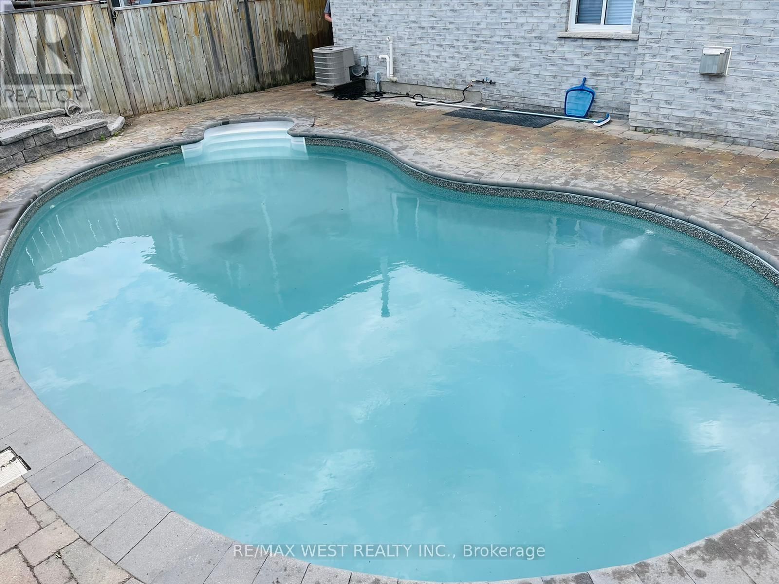 56 LIVIA HERMAN WAY NORTH Image 37