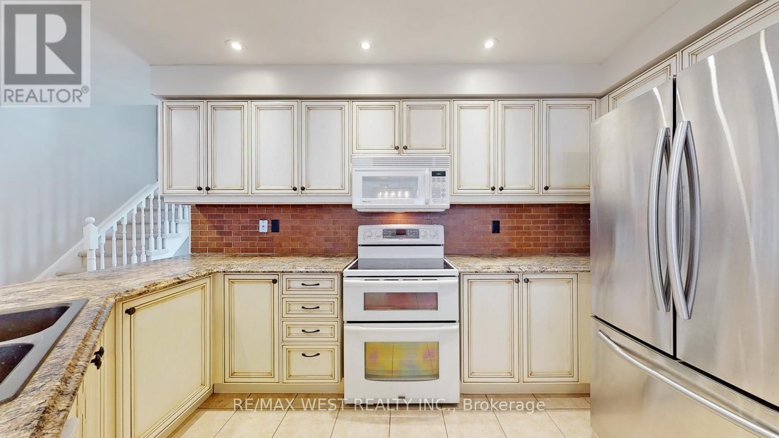 56 LIVIA HERMAN WAY NORTH Image 9