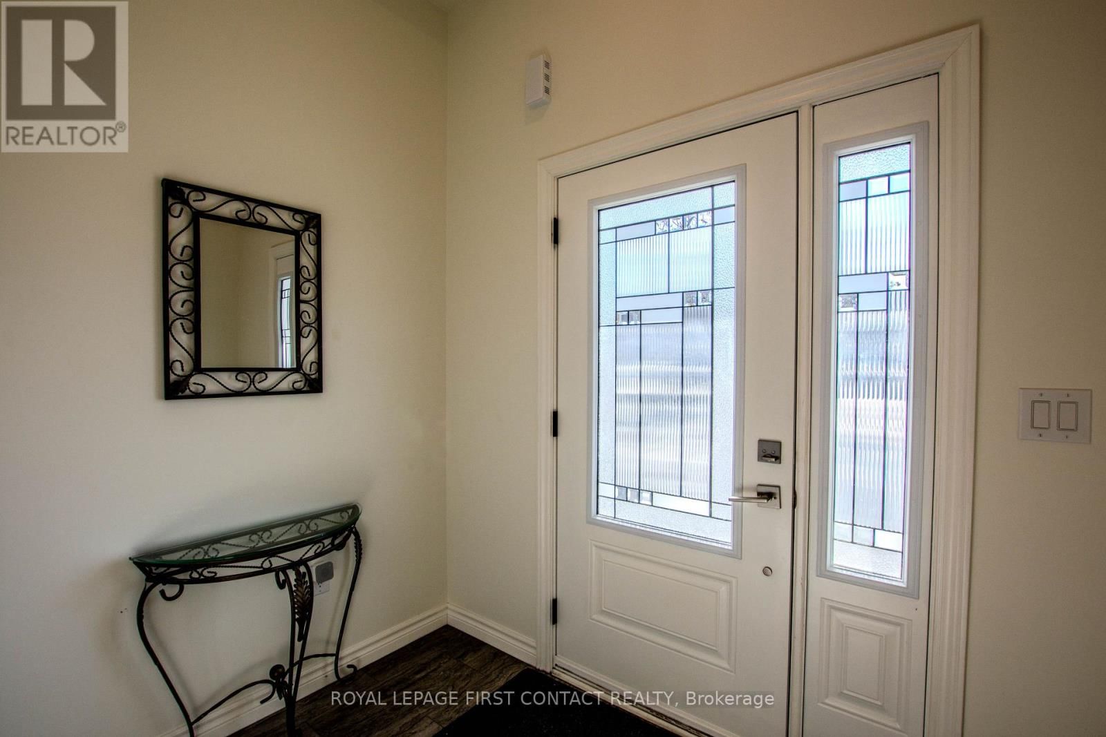 144 MEMORIAL AVENUE Image 2