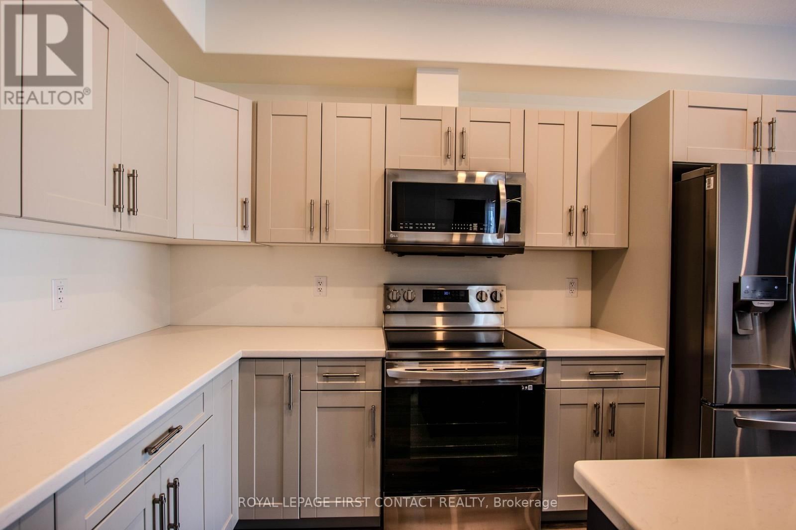 144 MEMORIAL AVENUE Image 5