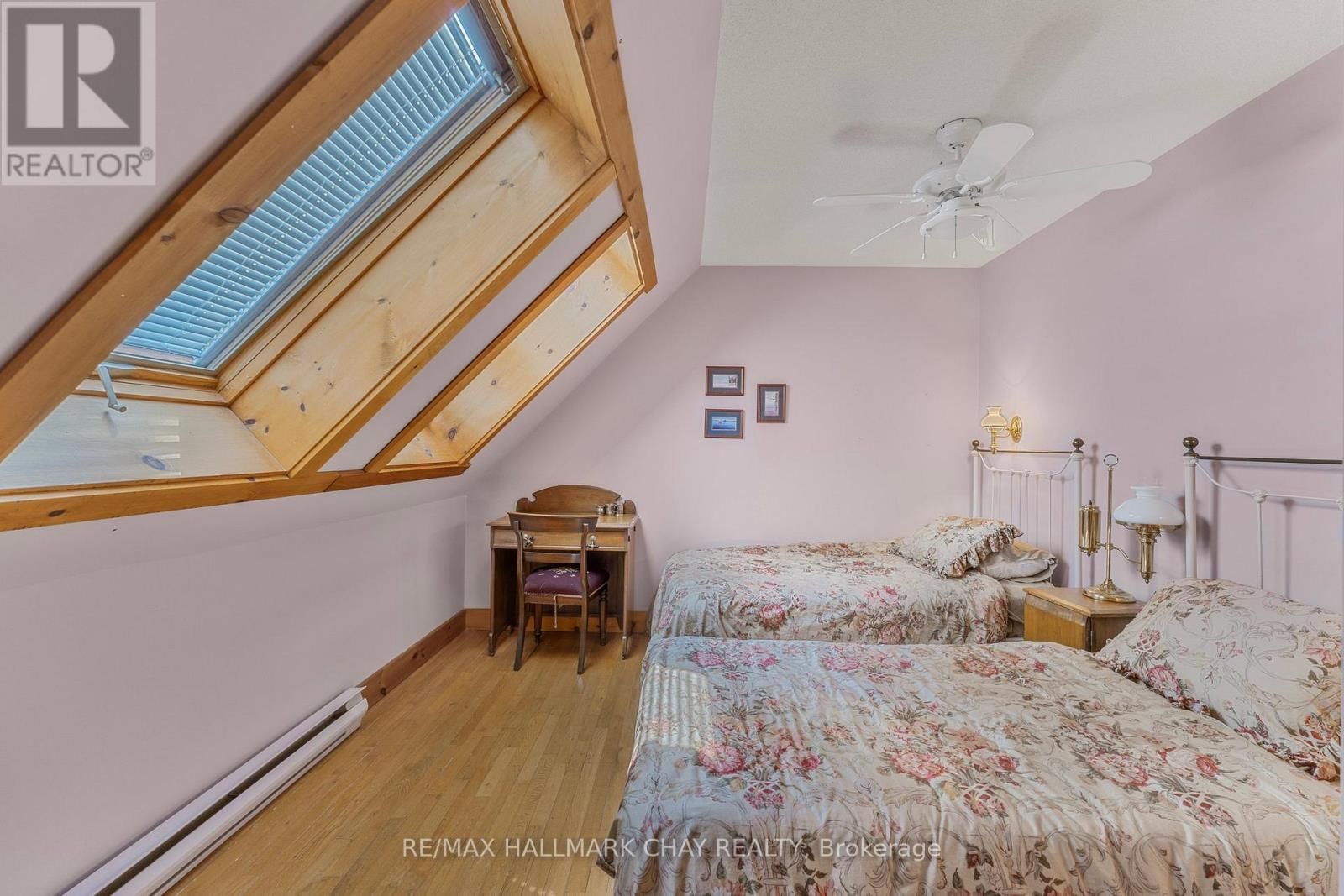 209 BAY STREET Image 36