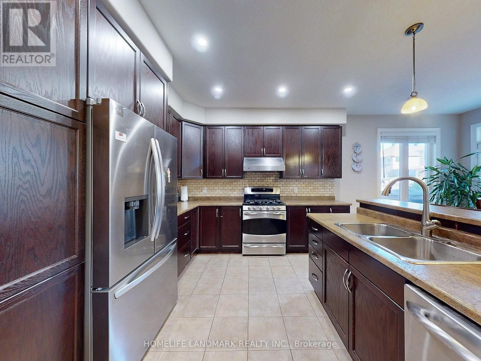 73 GRAIHAWK DRIVE Image 13