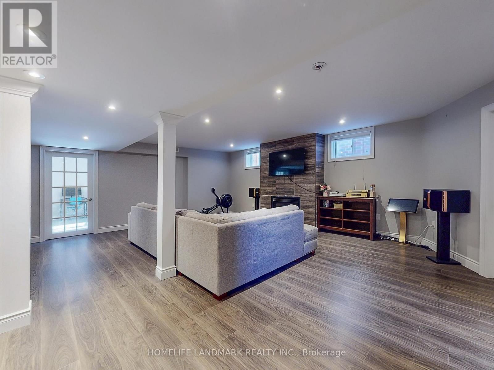 73 GRAIHAWK DRIVE Image 40