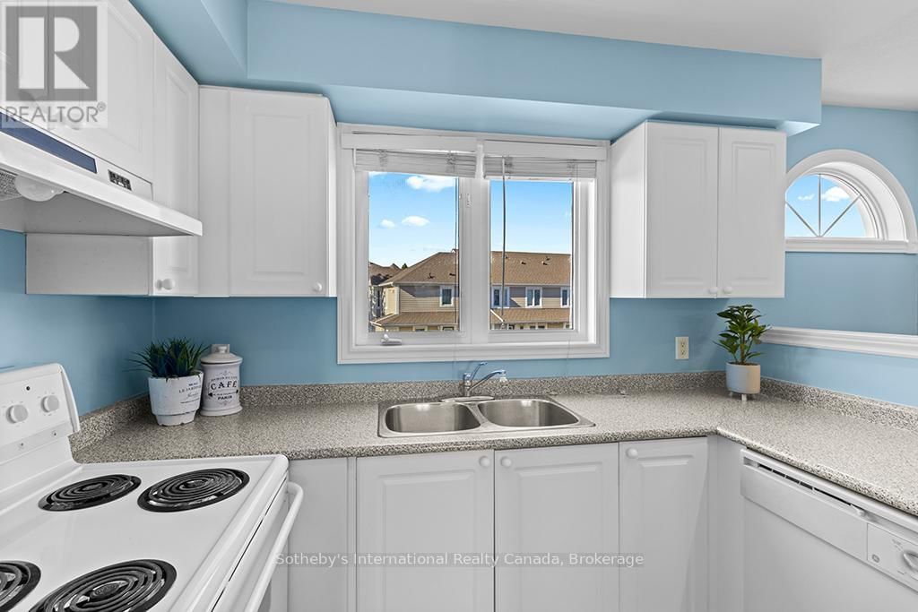 61 CRANBERRY SURF Image 10