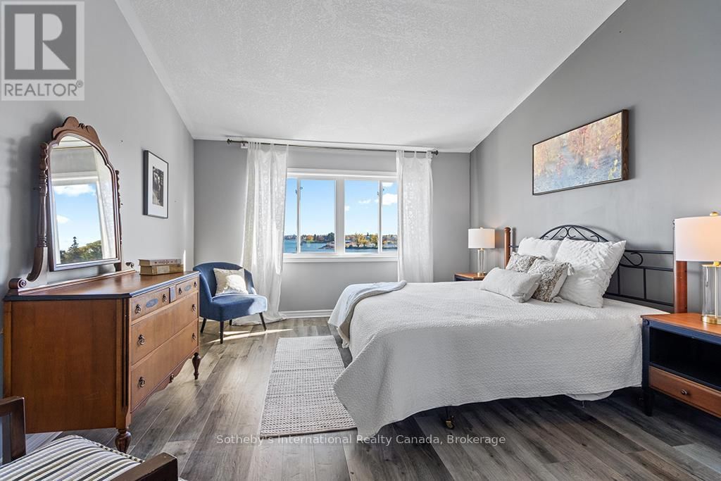 61 CRANBERRY SURF Image 17