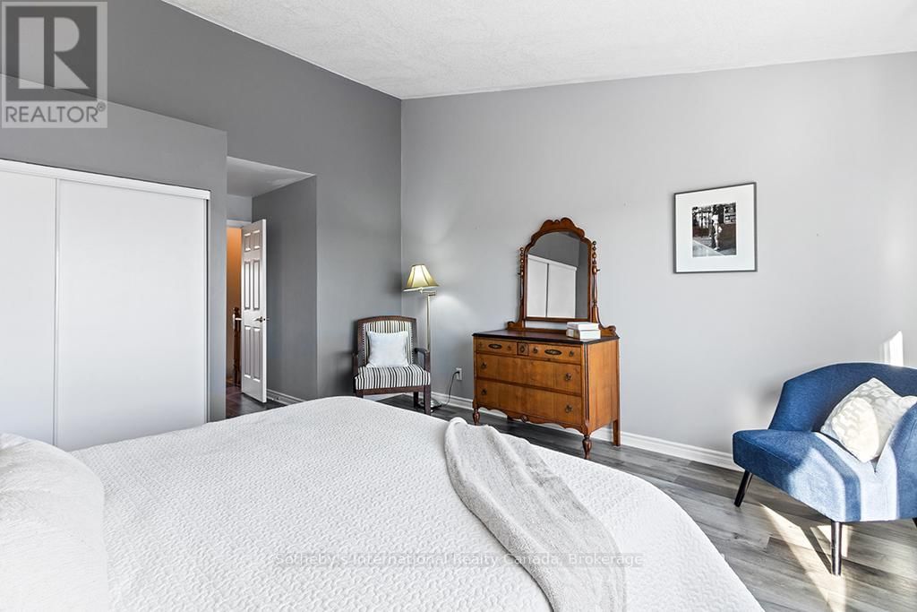 61 CRANBERRY SURF Image 18