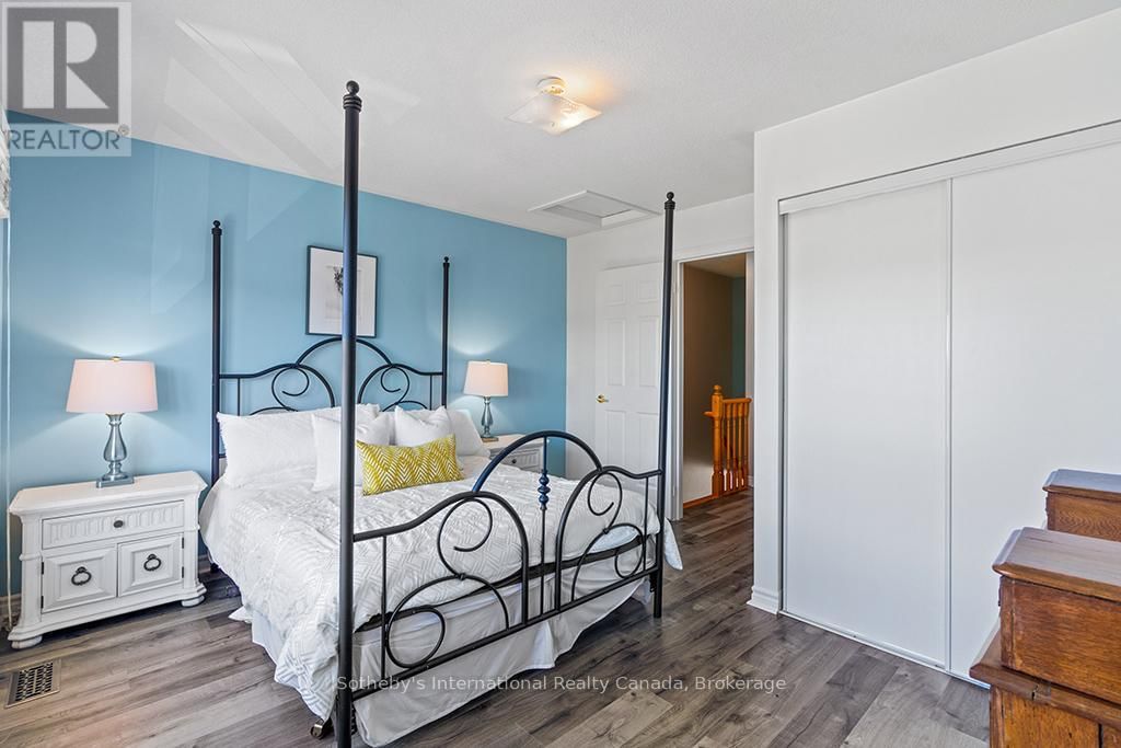 61 CRANBERRY SURF Image 19