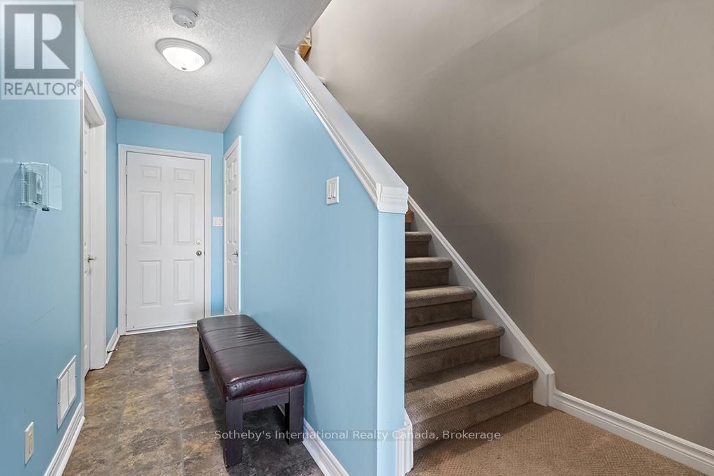 61 CRANBERRY SURF Image 27