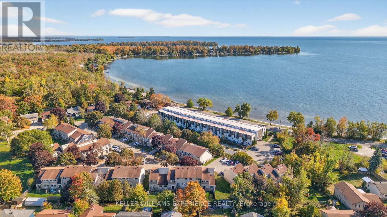 #22 - 12 LANKIN BOULEVARD Image 41