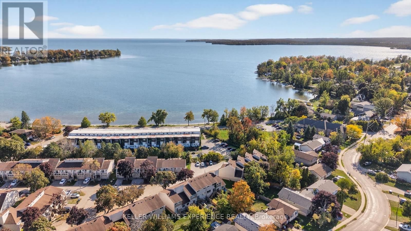 #22 - 12 LANKIN BOULEVARD Image 42