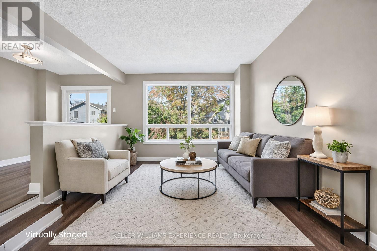 #22 - 12 LANKIN BOULEVARD Image 7