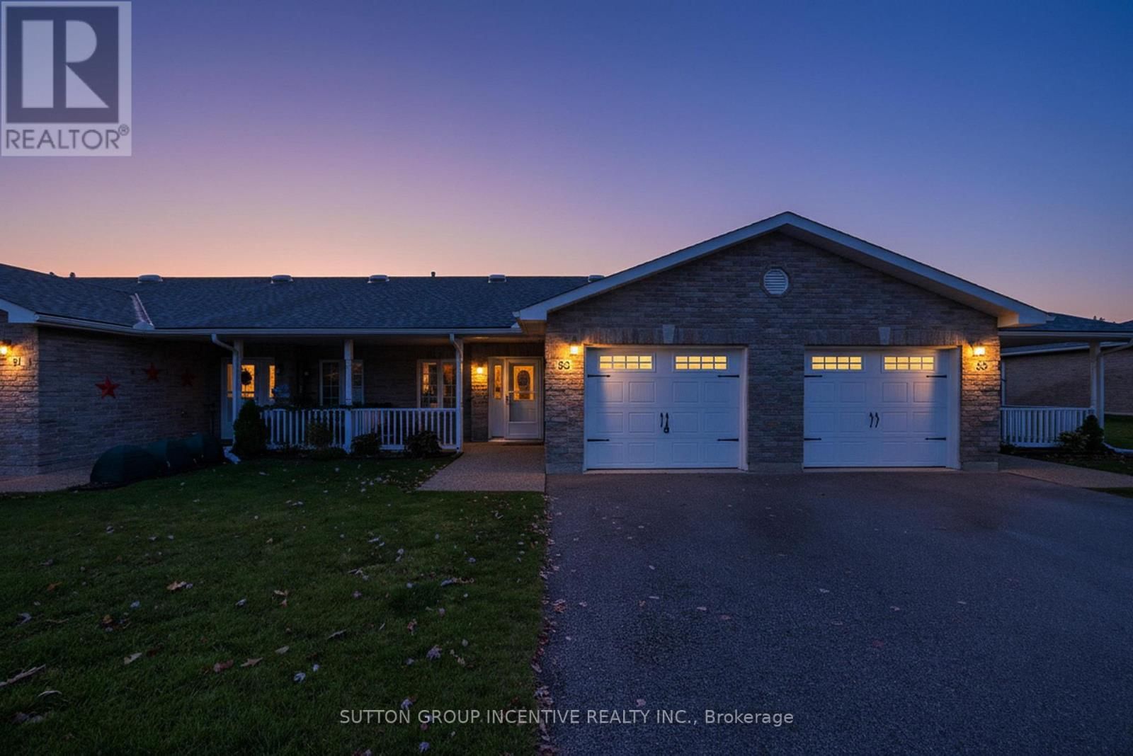 53 CLOVER CRESCENT Image 39