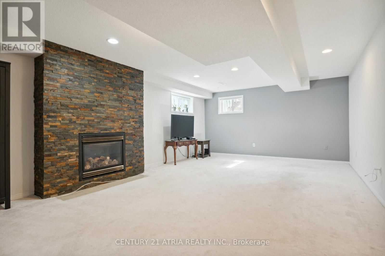 28 CASSANDRA DRIVE Image 32