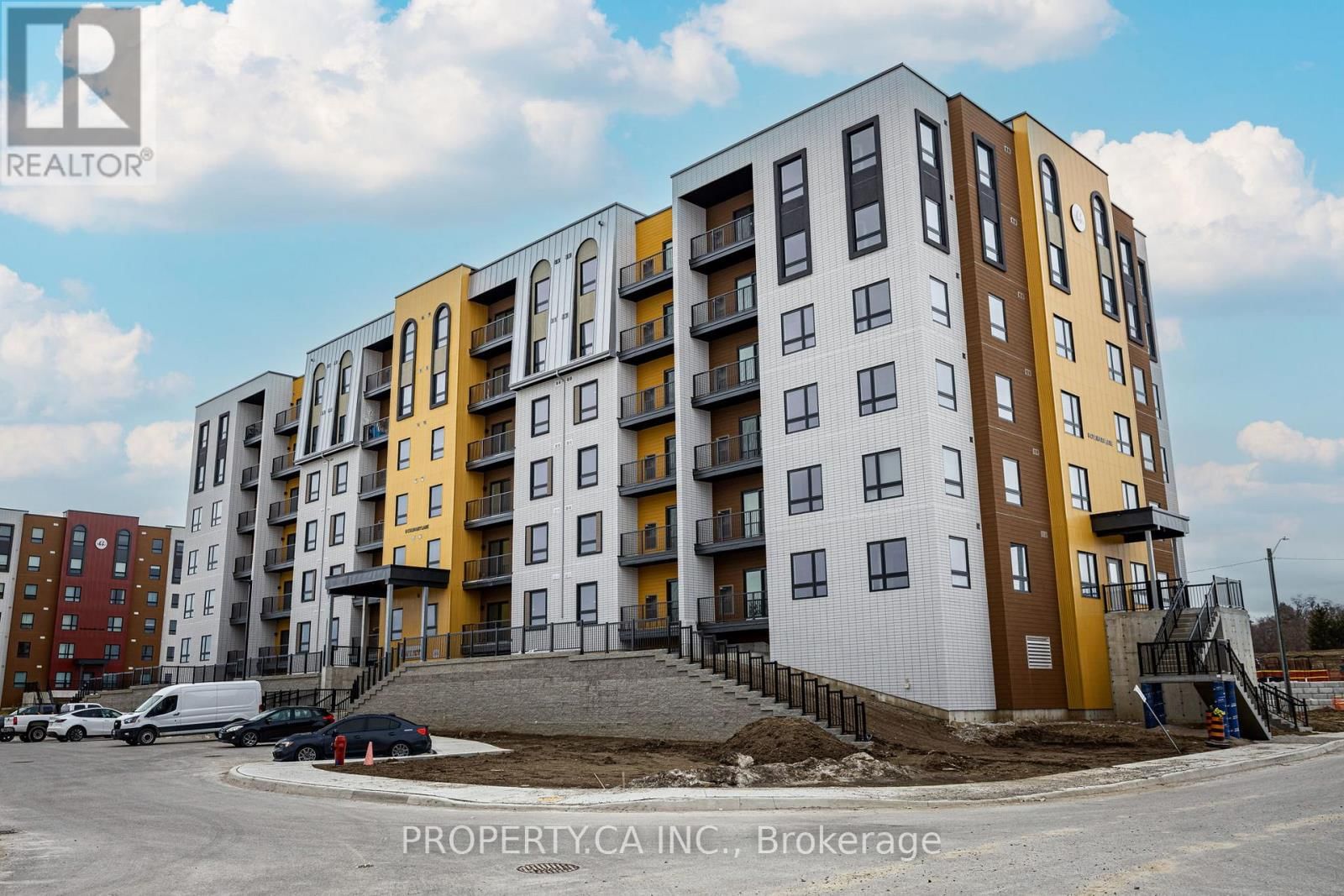 210 - 8 CULINARY LANE WEST Image 2