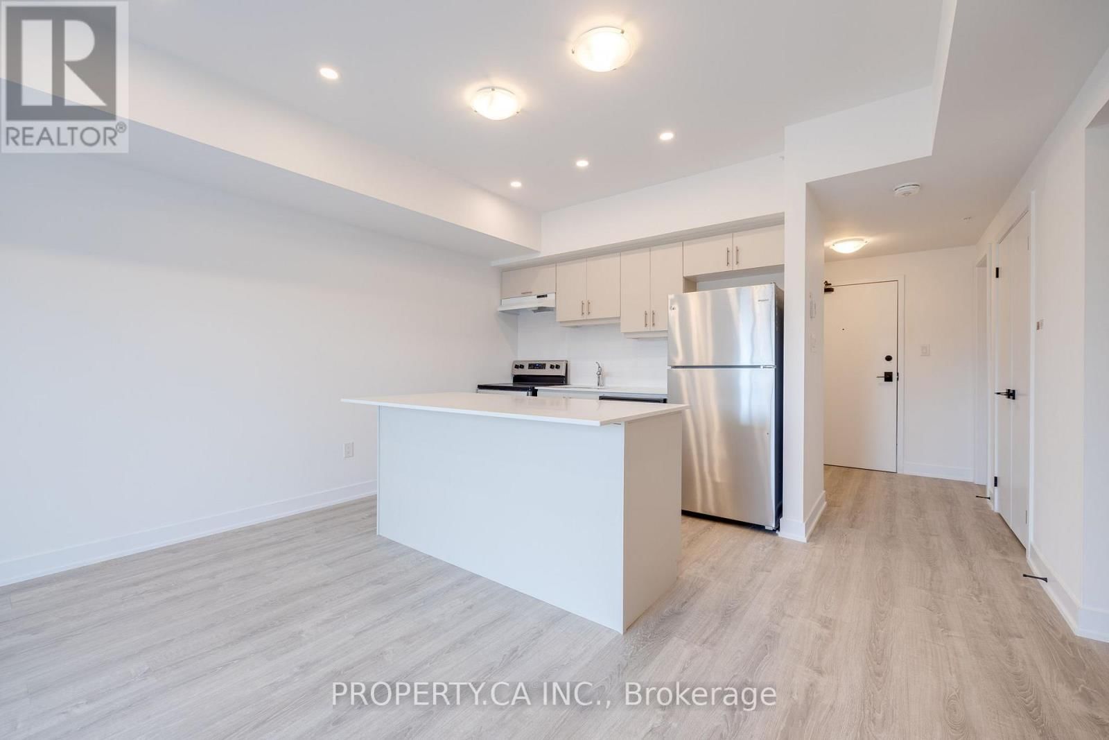 210 - 8 CULINARY LANE WEST Image 4