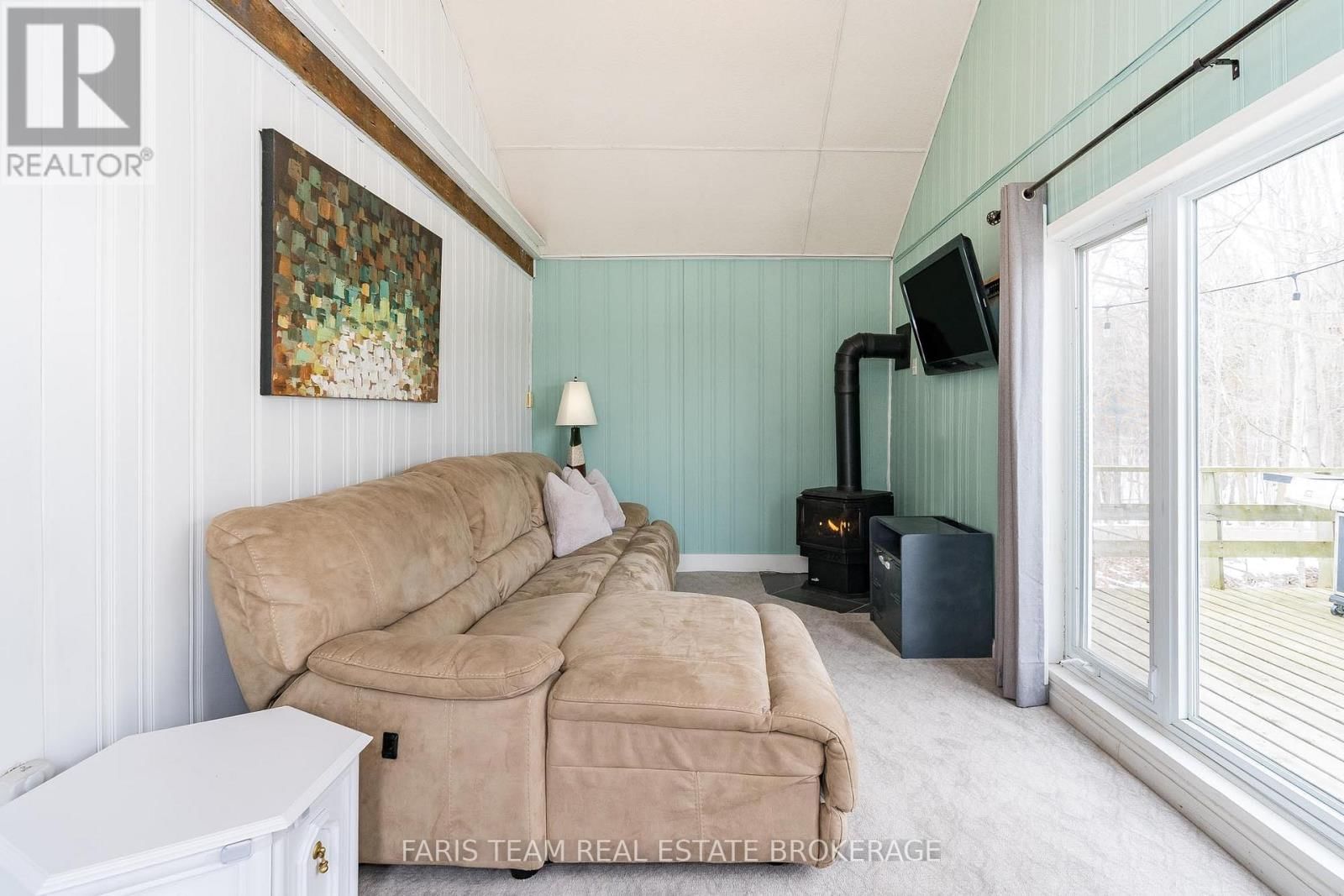 4047 HORSESHOE VALLEY ROAD WEST Image 19