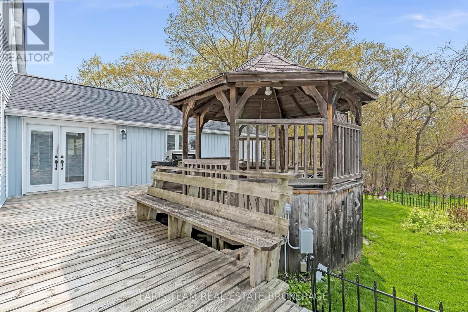 4047 HORSESHOE VALLEY ROAD WEST Image 28