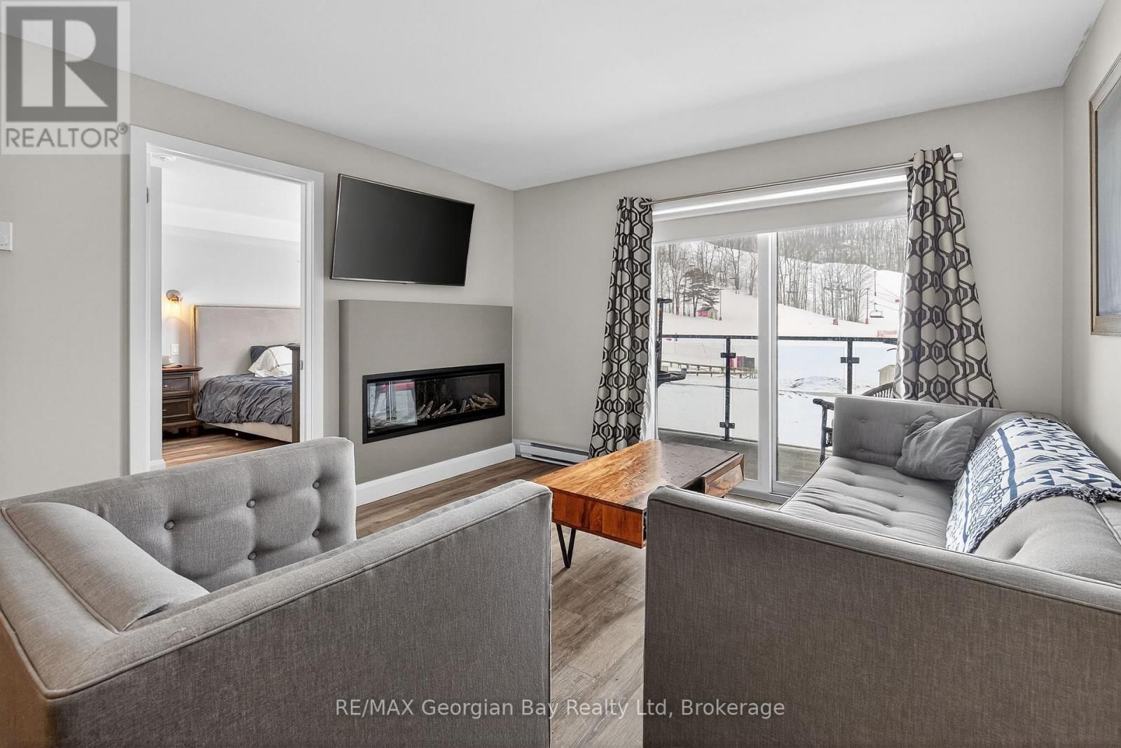 102 - 80 HORSESHOE BOULEVARD Image 8