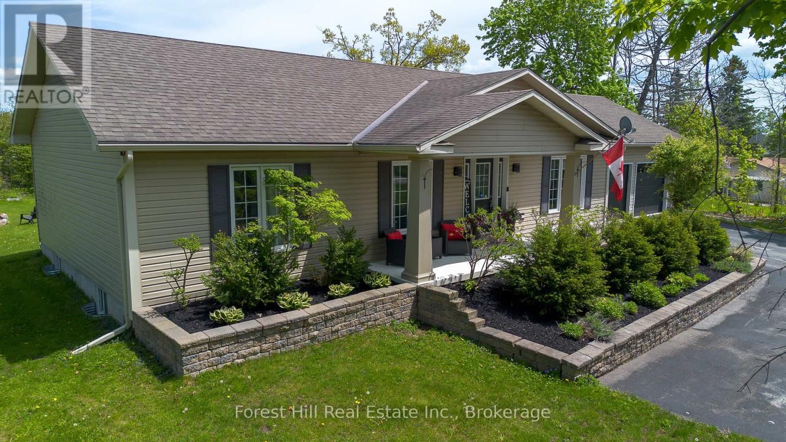 27 GREENGABLES DRIVE Image 1