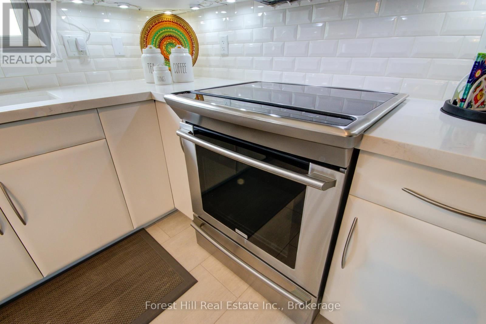 27 GREENGABLES DRIVE Image 10