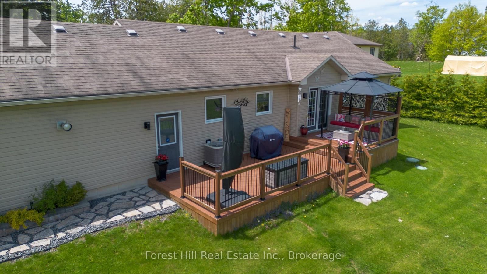 27 GREENGABLES DRIVE Image 45