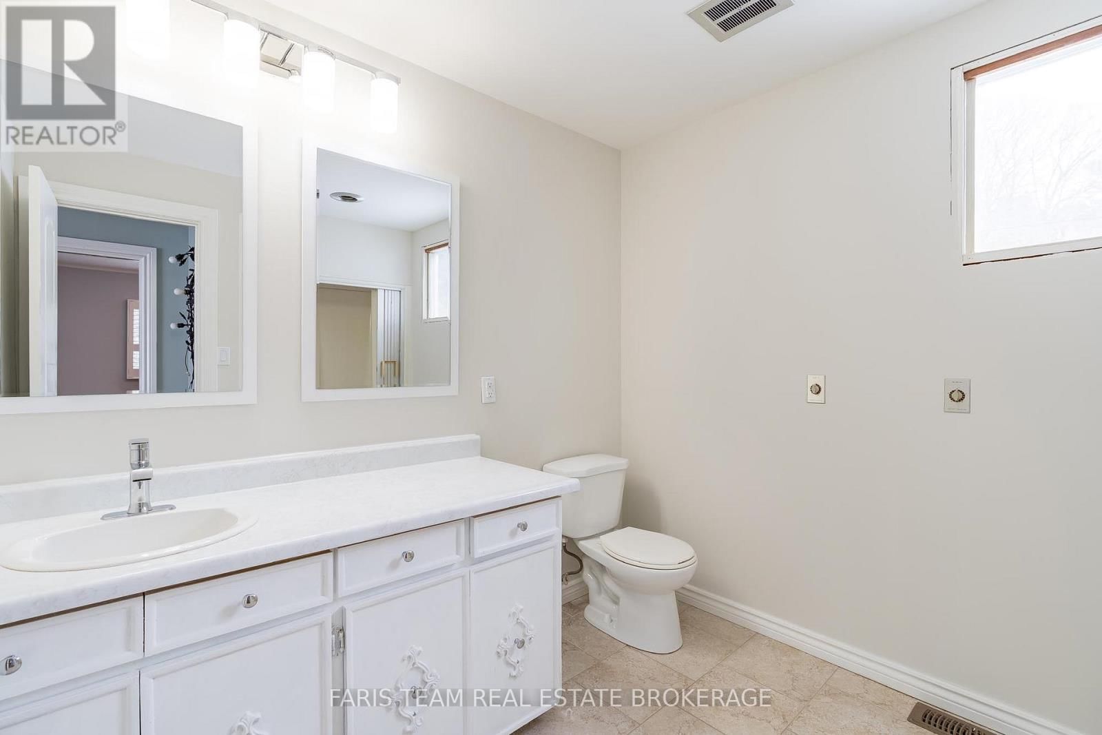 481 ISLANDVIEW LANE Image 23