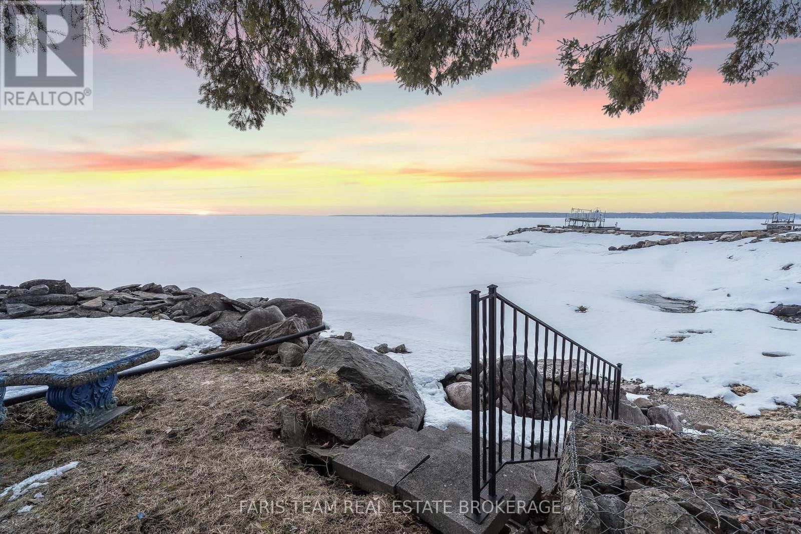 481 ISLANDVIEW LANE Image 47