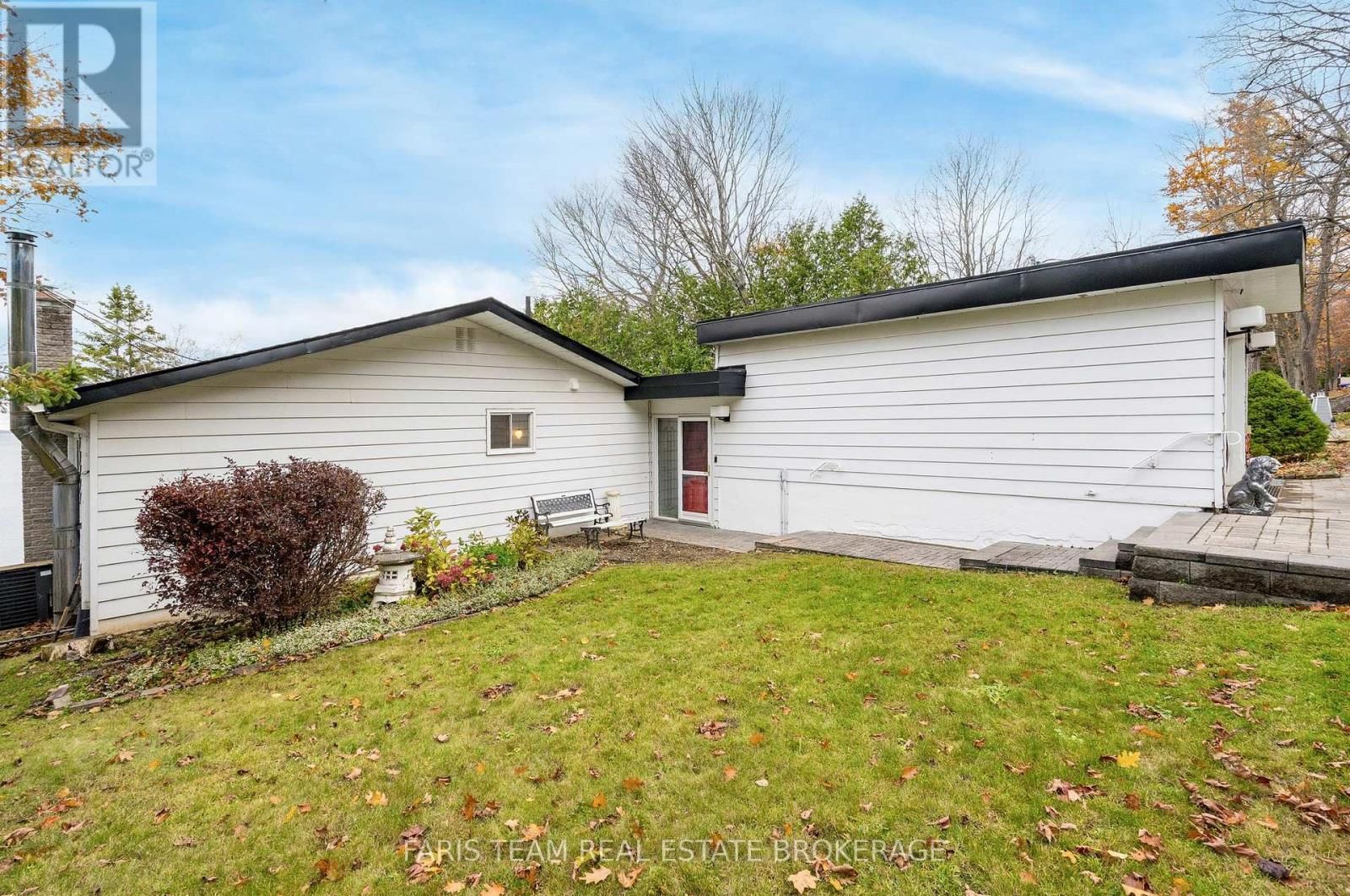 481 ISLANDVIEW LANE Image 5