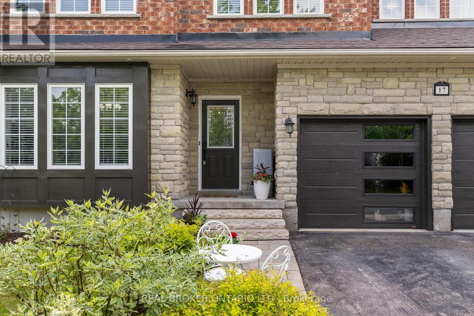 17 CRANBERRY LANE Image 3