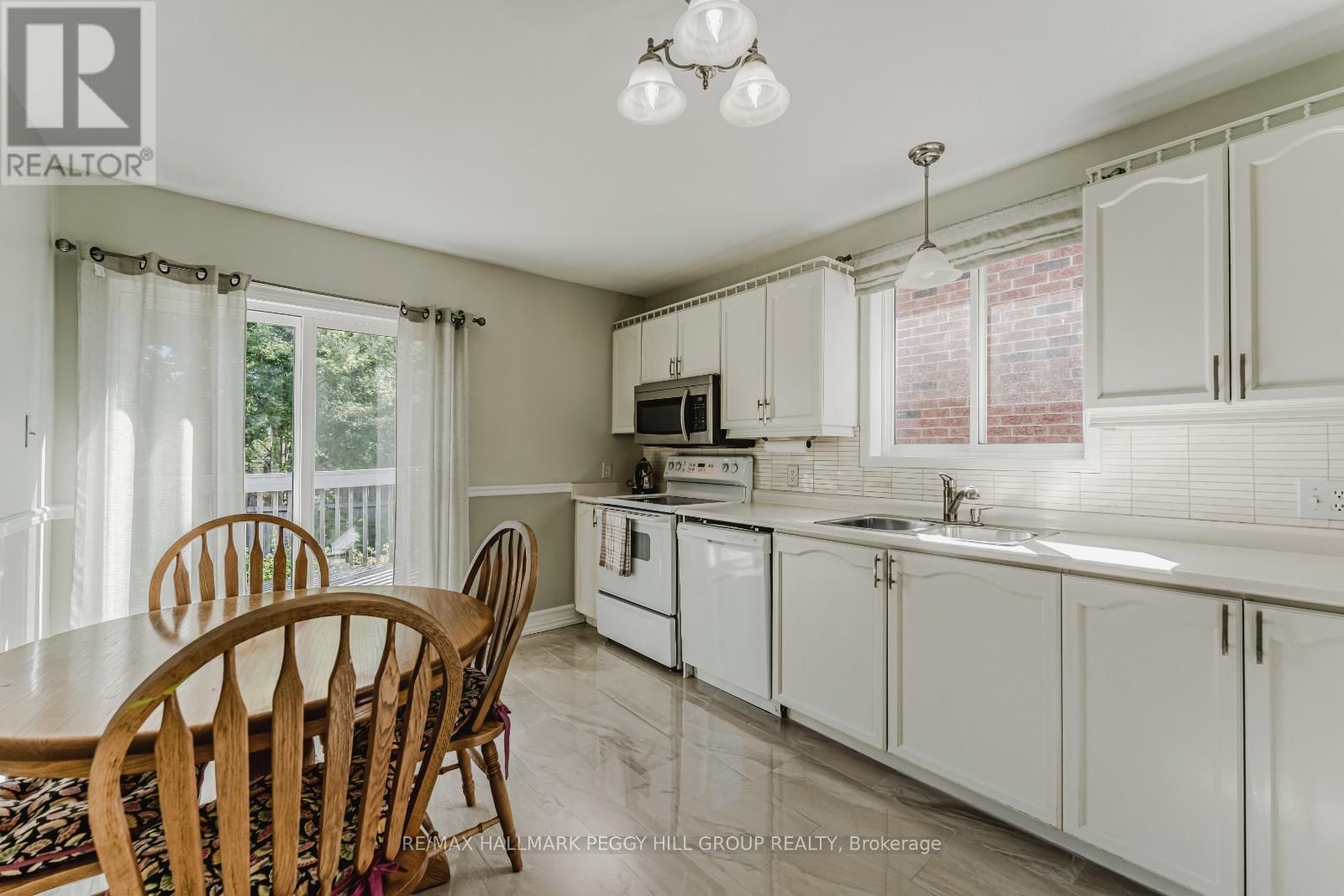 72 STANLEY STREET Image 4