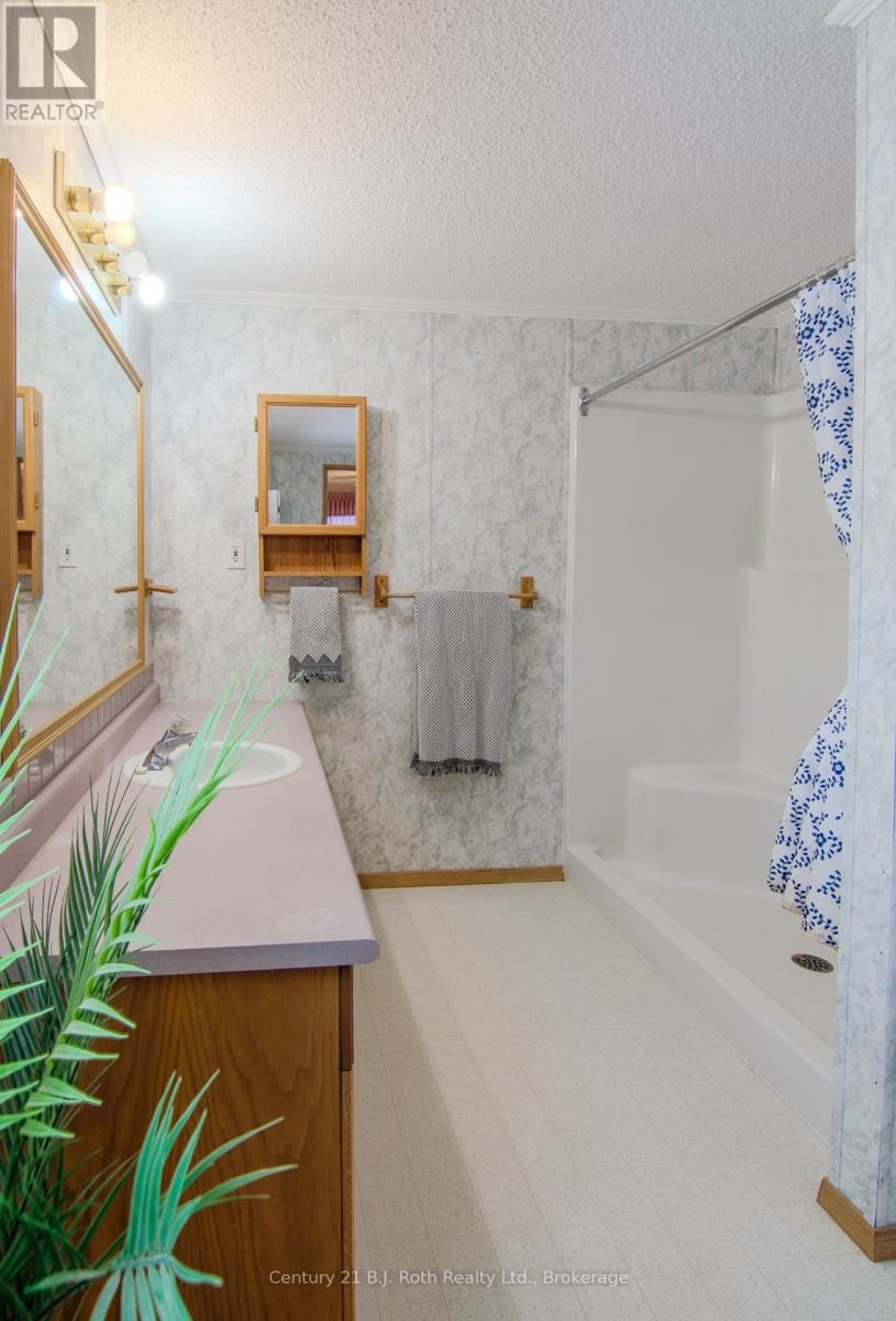 4106 LYNN STREET Image 14