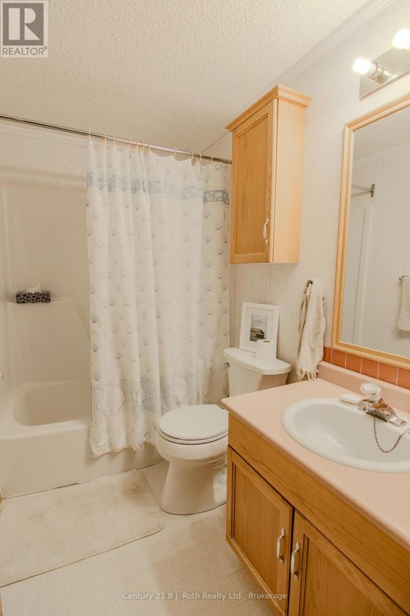 4106 LYNN STREET Image 16