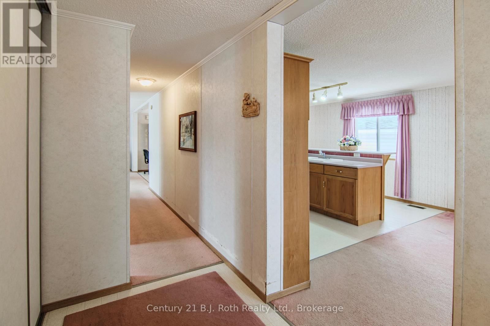 4106 LYNN STREET Image 3