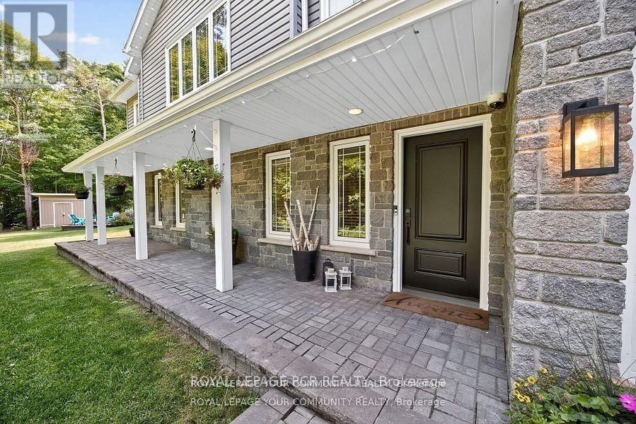 135 HURONWOODS DRIVE Image 4