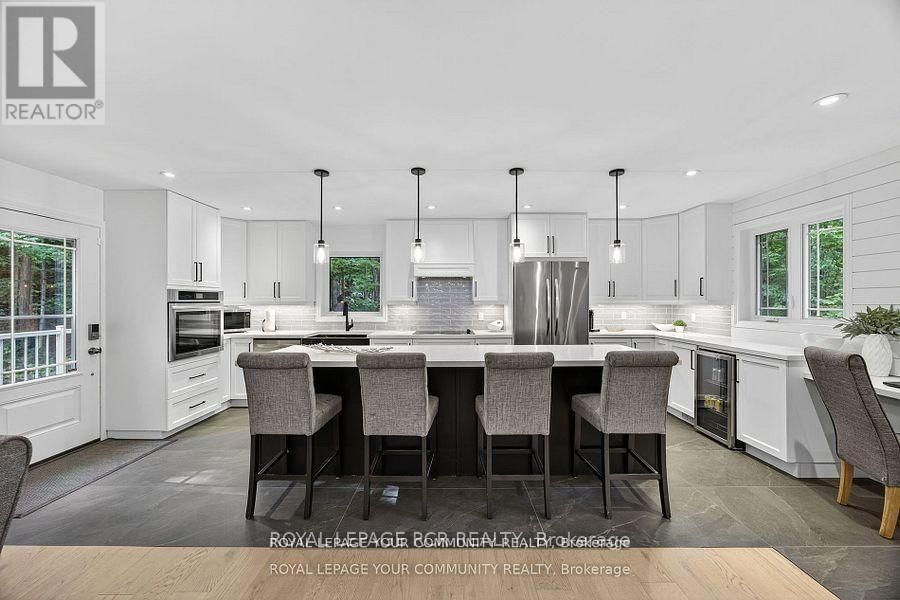 135 HURONWOODS DRIVE Image 6