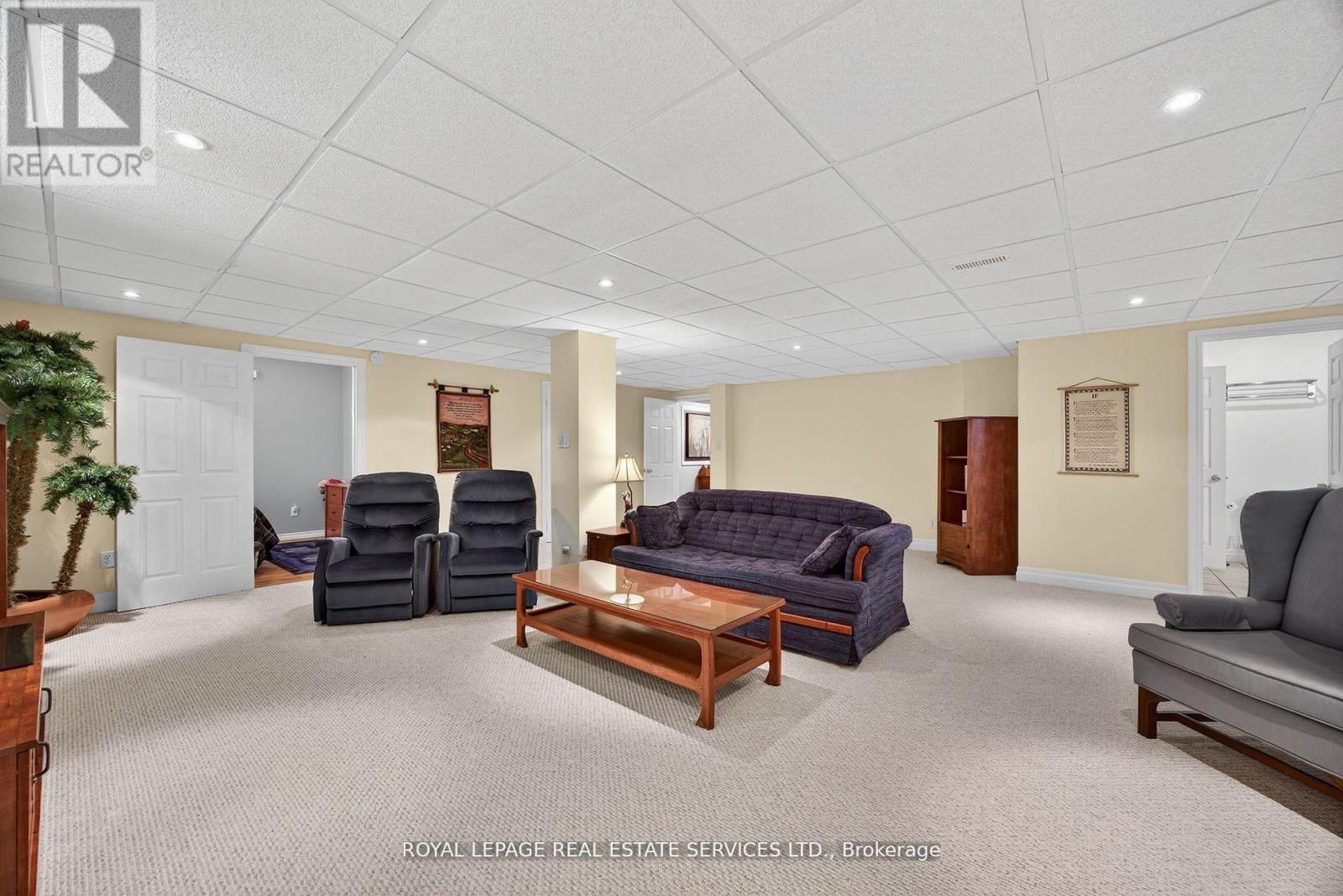 17 NORTHWOOD DRIVE Image 30