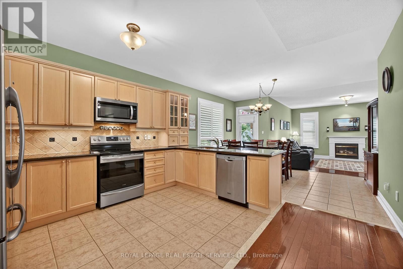 17 NORTHWOOD DRIVE Image 4