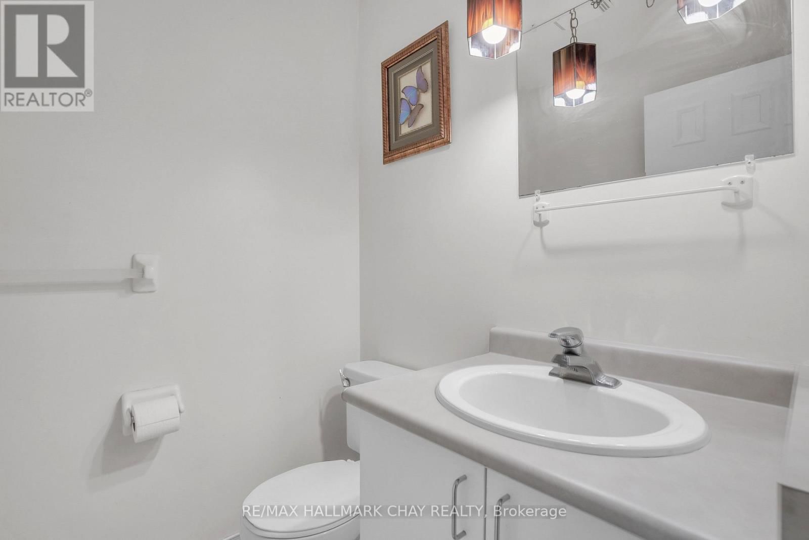 1667 TINY BEACHES ROAD SOUTH Image 16