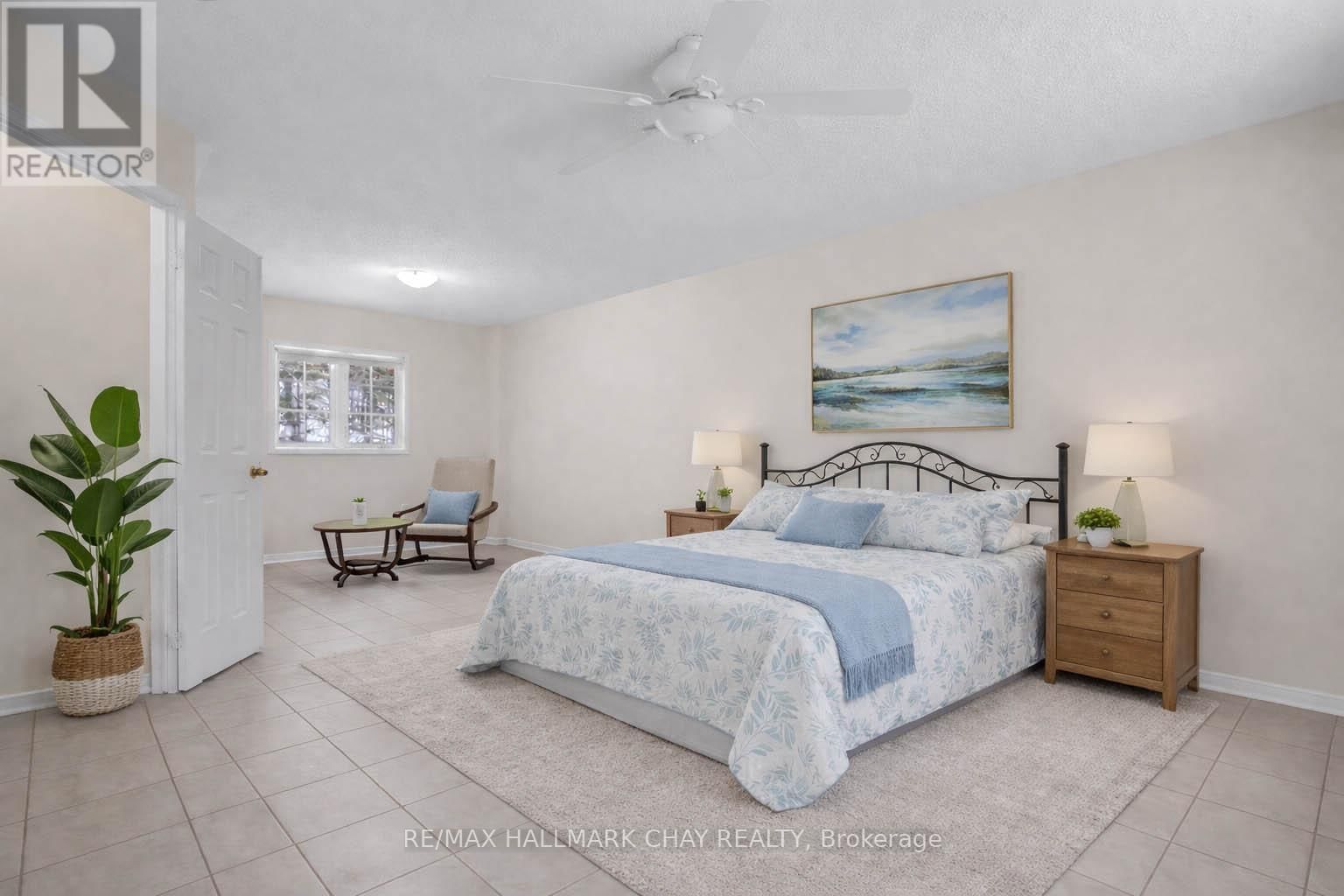 1667 TINY BEACHES ROAD SOUTH Image 17