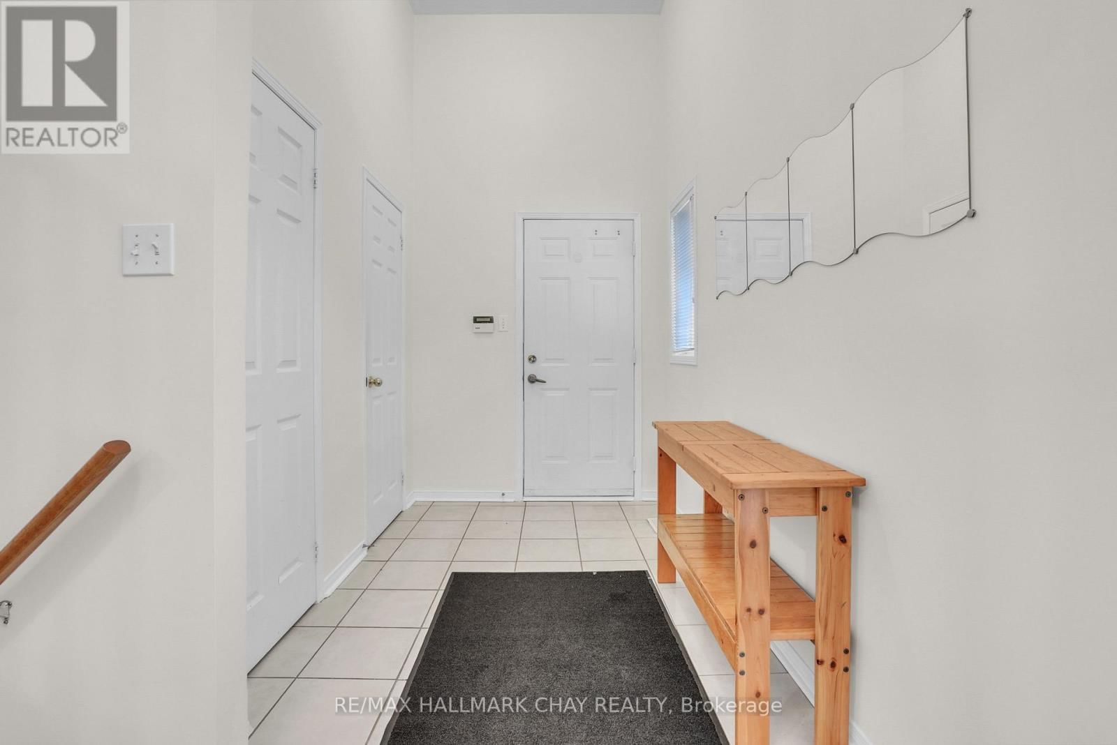 1667 TINY BEACHES ROAD SOUTH Image 25