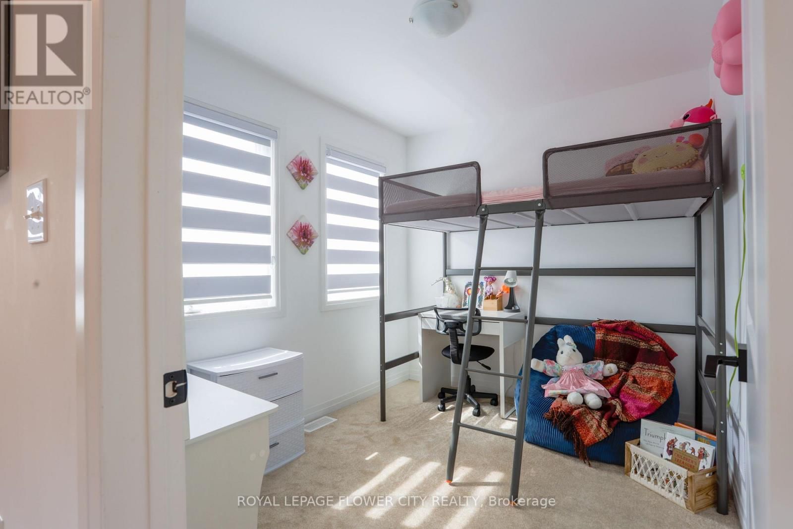 16 FAIRLANE AVENUE Image 17