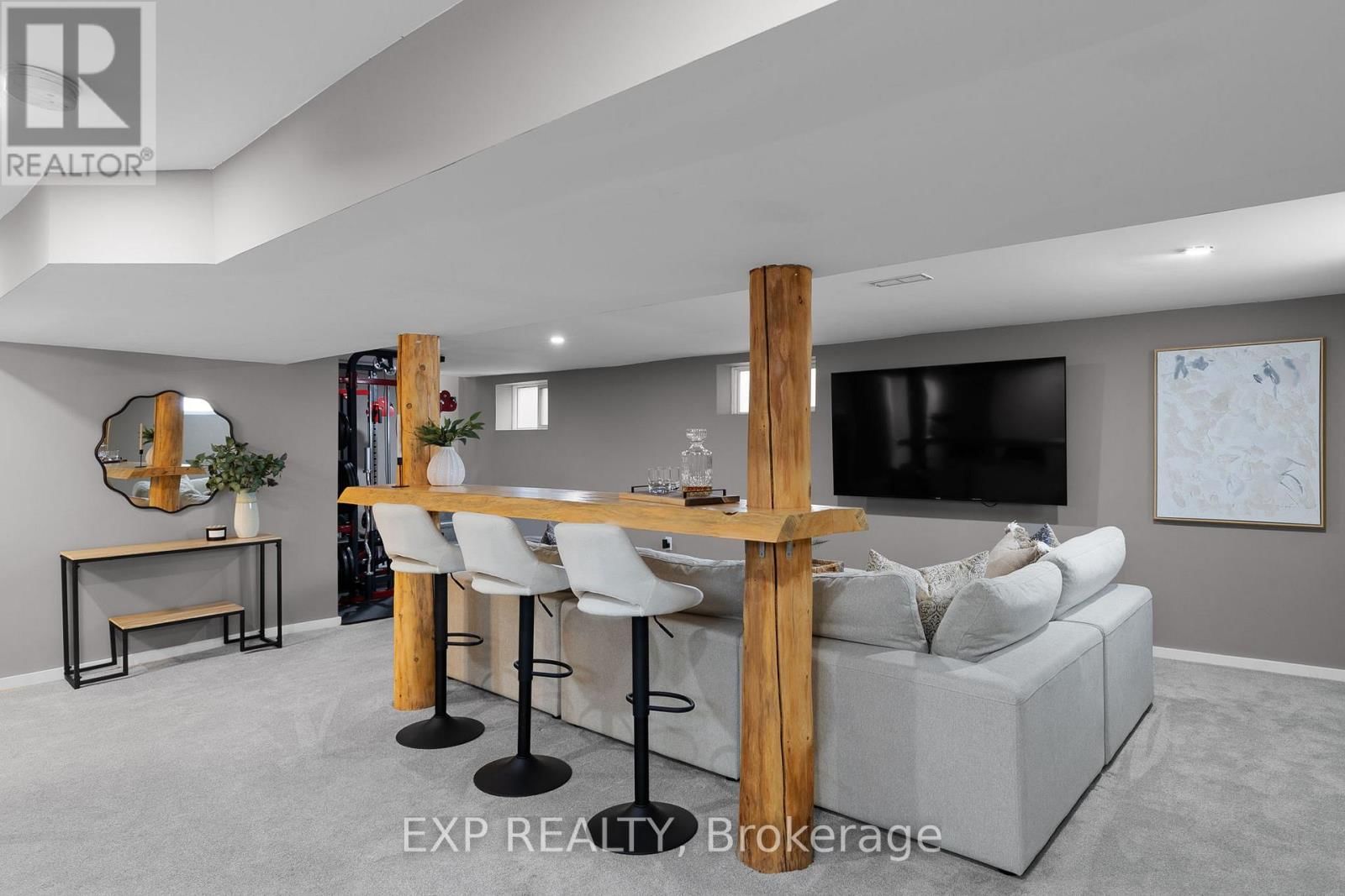 36 SOPHIA STREET WEST Image 29