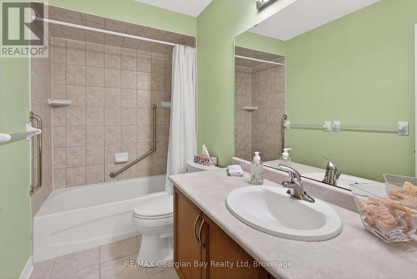 495 SHEWFELT CRESCENT Image 10