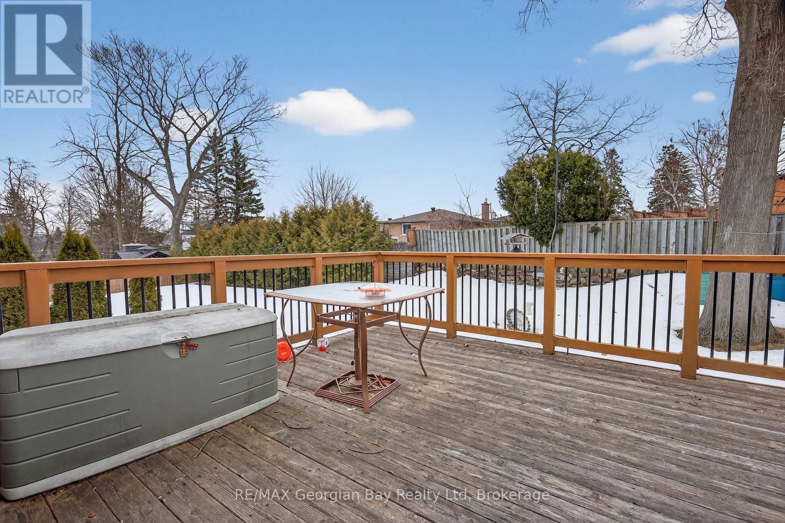 495 SHEWFELT CRESCENT Image 25