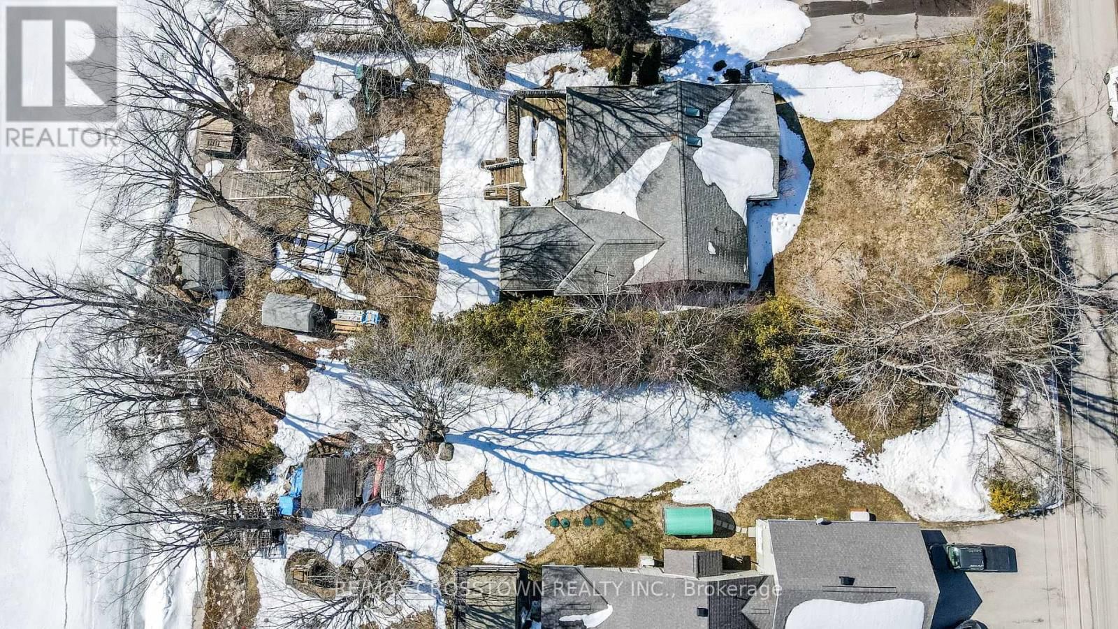 961 WOODLAND DRIVE Image 13