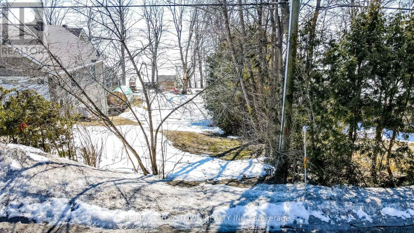 961 WOODLAND DRIVE Image 2