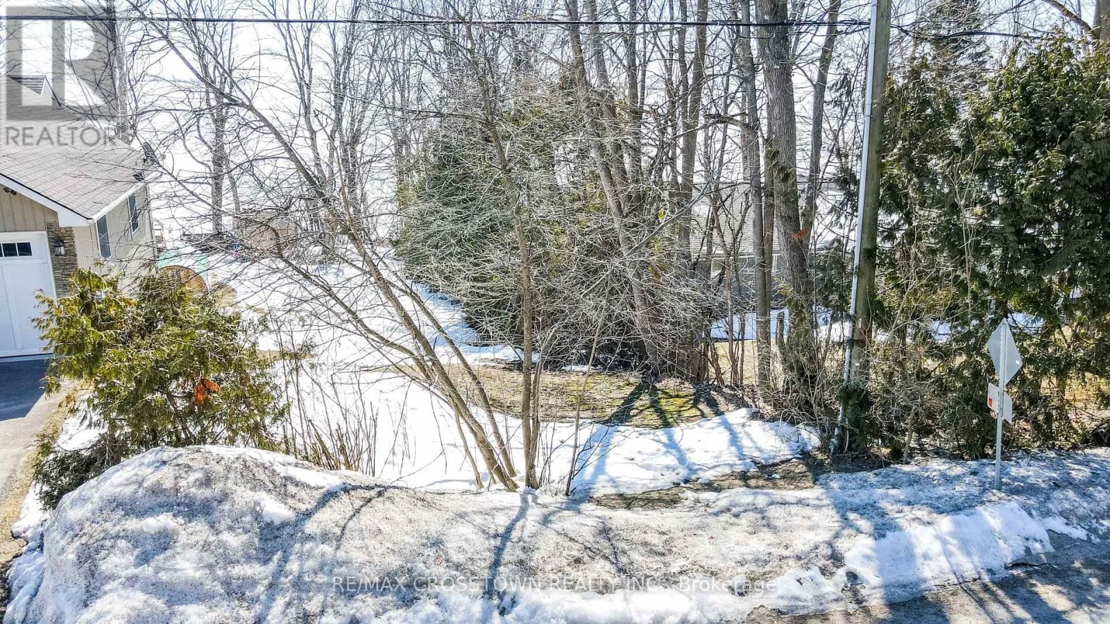 961 WOODLAND DRIVE Image 23