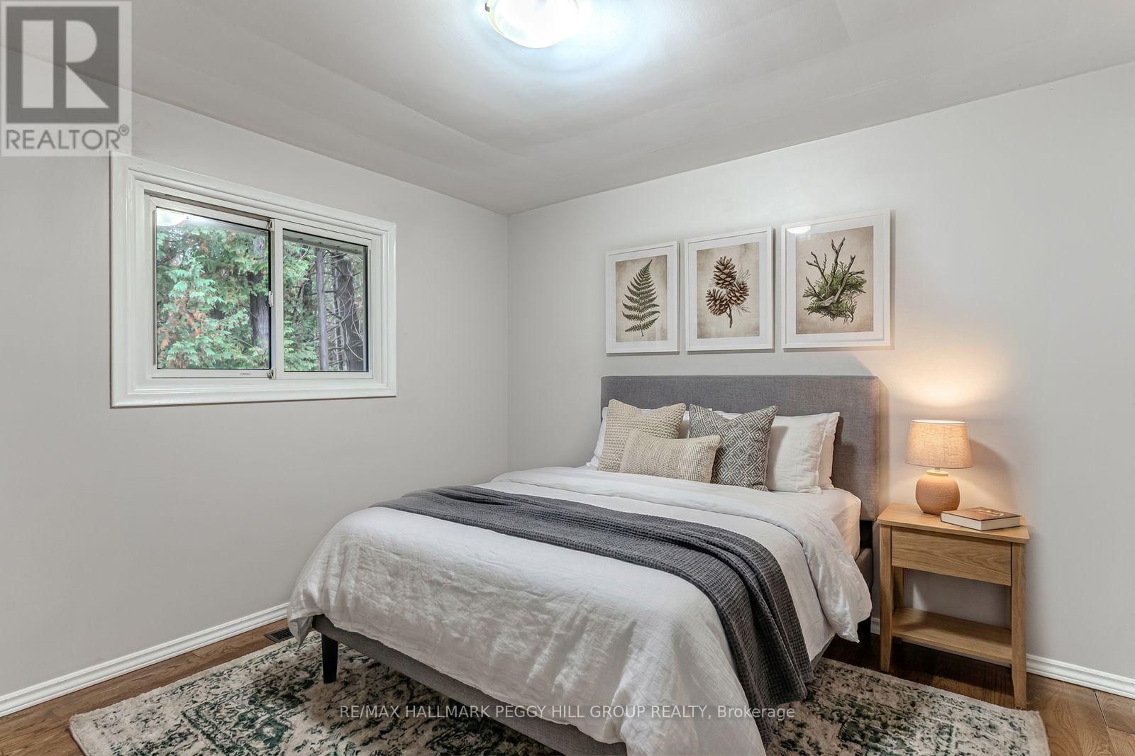 537 HURONIA ROAD Image 12