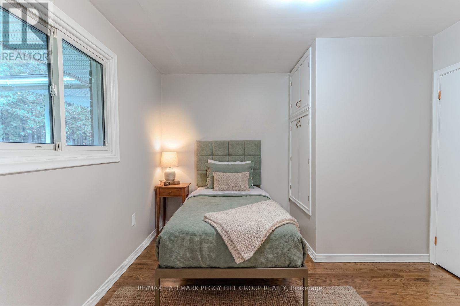 537 HURONIA ROAD Image 13