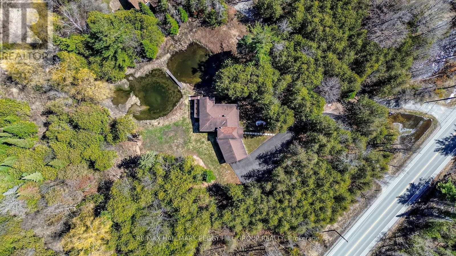 537 HURONIA ROAD Image 26